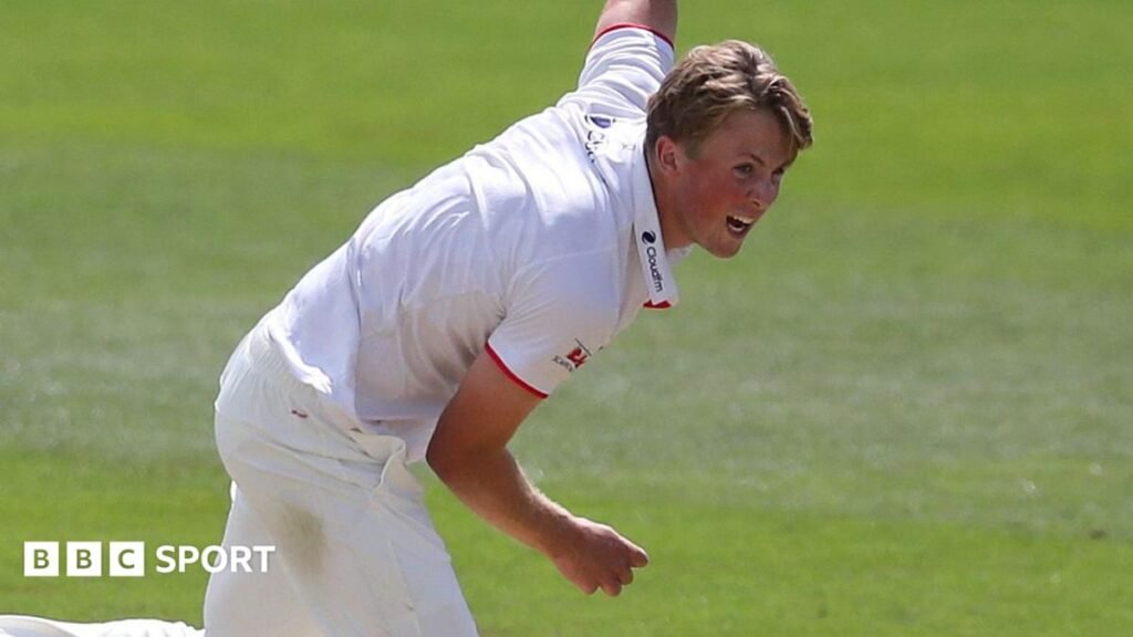 Ben Allison bowling during Worcestershire's County Championship victory over Derbyshire